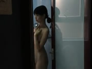 Tuigirl Ellie Ailili selfie bathing